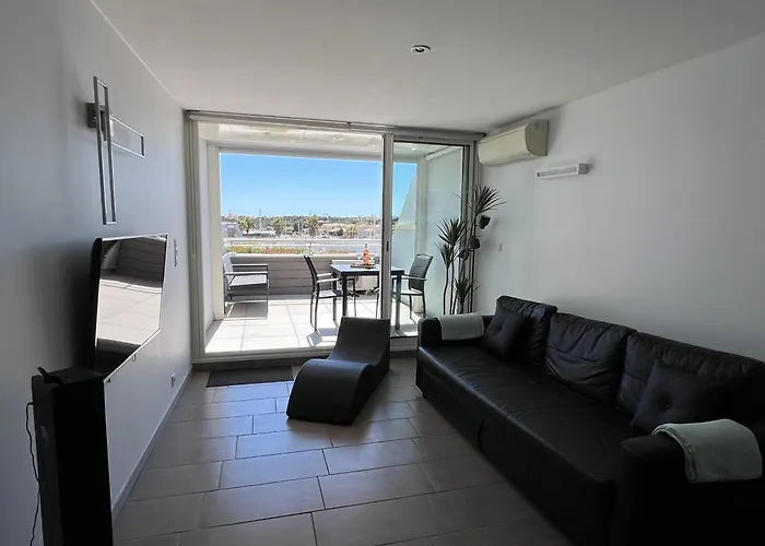 Village Naturiste R4N - Sixty9 Port Ambonne