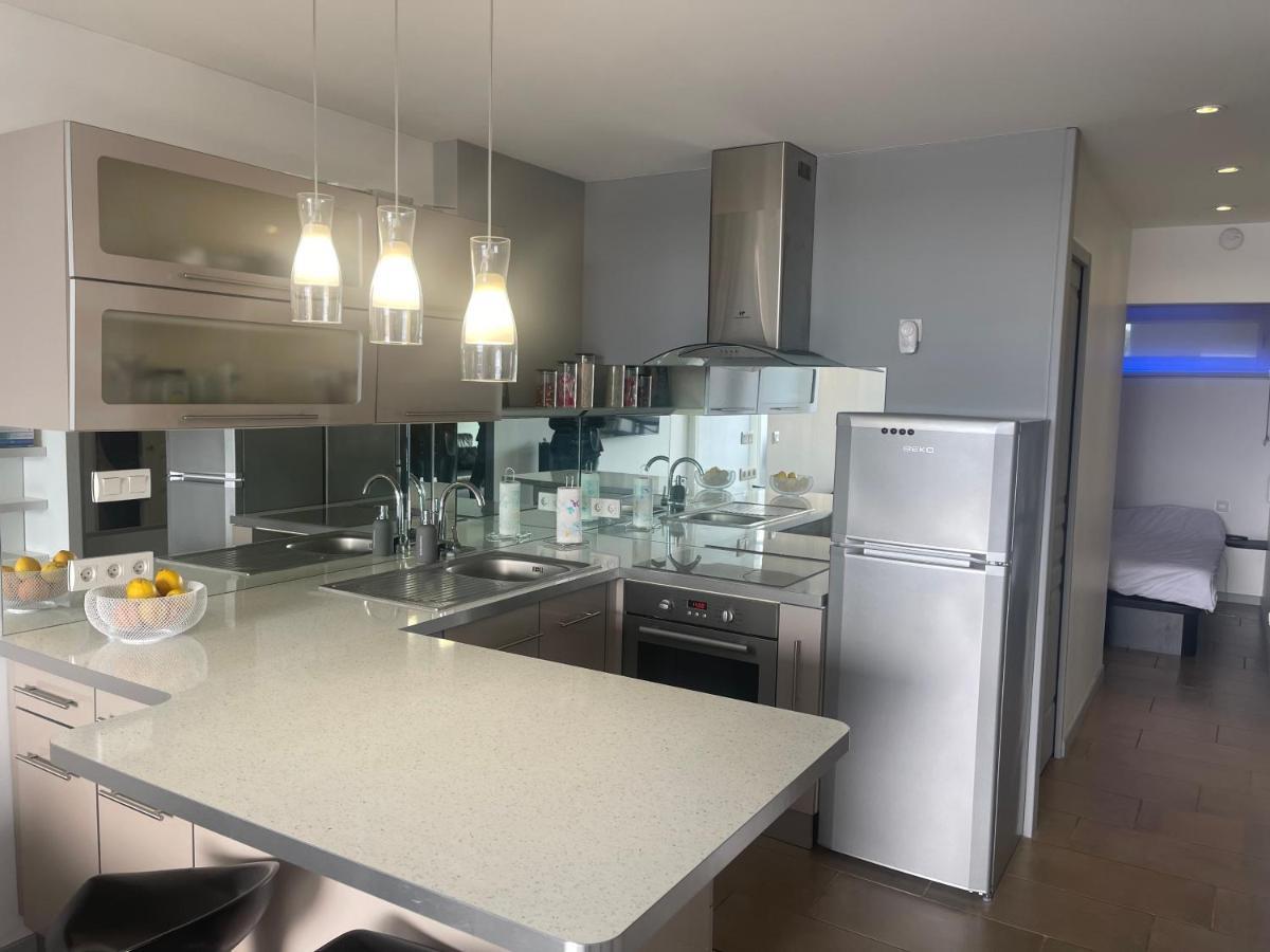 Grand 40 M2 Climatisé Au Village Naturiste * Agde
